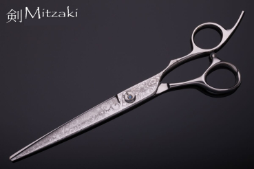 6.5 Zoll . Mitzaki-Nagoro650-ERGO ,für alle Schnitttechniken geeignet, incl.Zubehör & Etui, florales eingraviertes Blütenmuster, ein Traum von Schere, grüner Jadestein als Einstellschraube